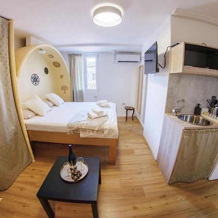 Plutus Apartments And Rooms With Free Parking Koper Exteriör bild