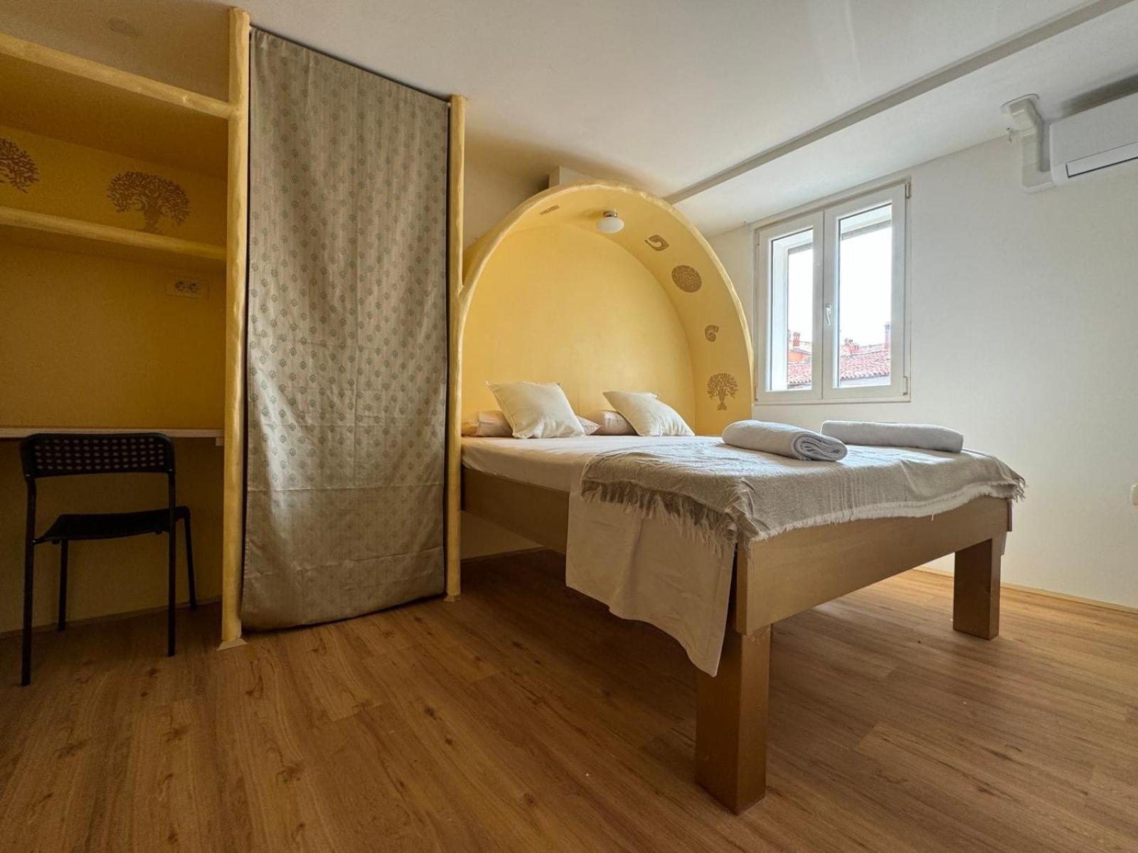 Plutus Apartments And Rooms With Free Parking Koper Exteriör bild