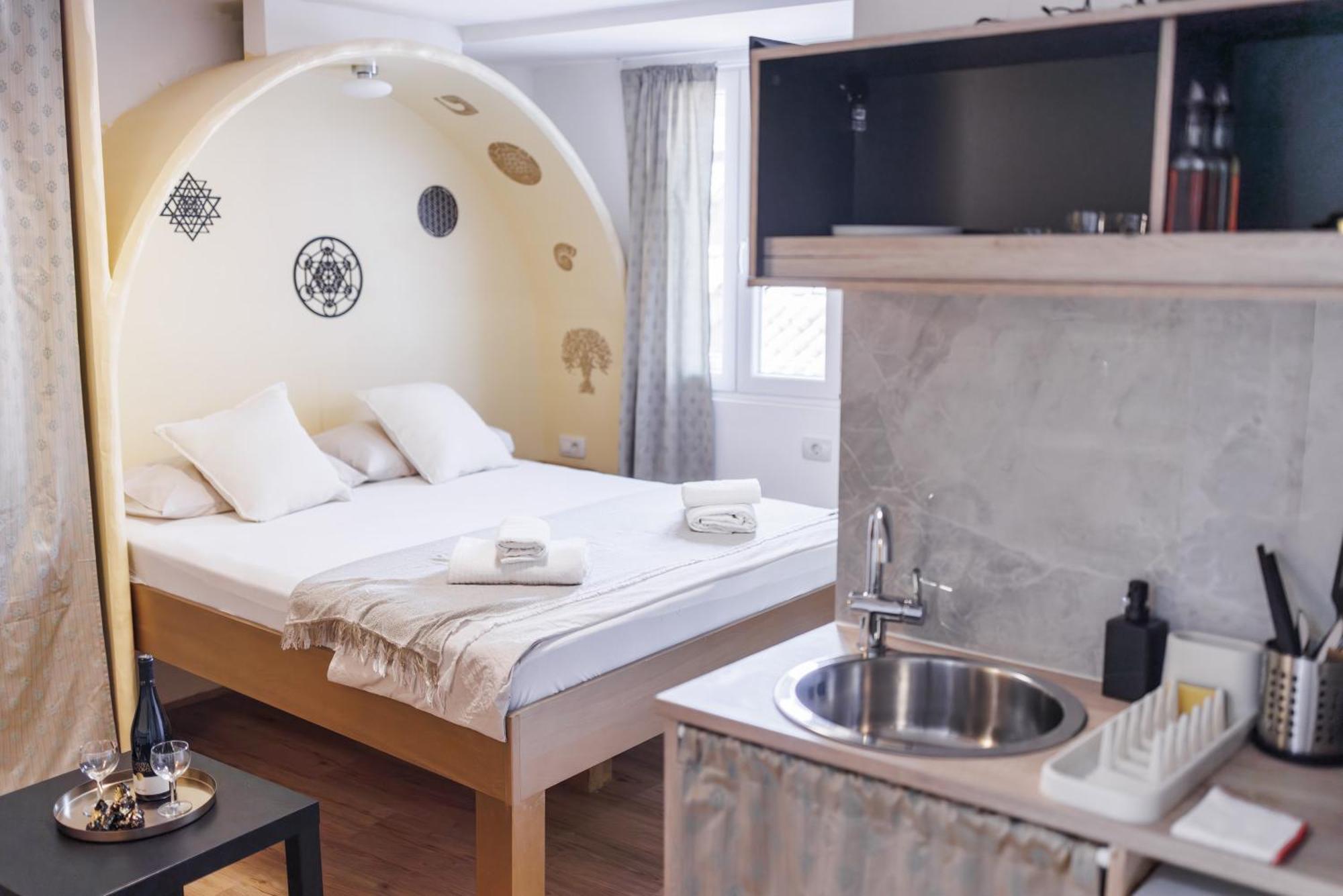 Plutus Apartments And Rooms With Free Parking Koper Exteriör bild